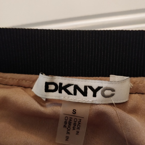NWT DKNYC sequin mini skirt! - Picture 4 of 6
